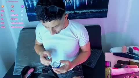 Snapshot of piggy_eddy chatting on 10.09.25 Eddy Brock... Its a pleasure to talk to... online show from 10.09.25
