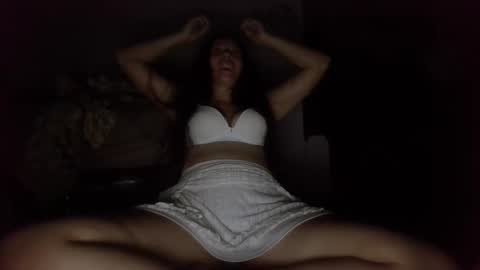 Snapshot of piink_mila chatting on 09.18.25 Mila online show from 09.18.25