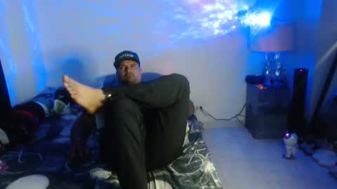 pikoro_gomez online show from 12.21.24