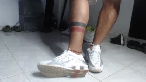 pikoro_gomez online show from 02.16.25