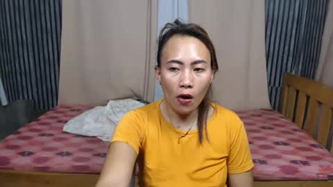 Snapshot of pinay_adeline chatting on 10.11.25 pinay_adeline online show from 10.11.25