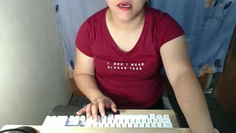 Snapshot of pinay_carlax chatting on 09.24.25 pinay_carlax online show from 09.24.25