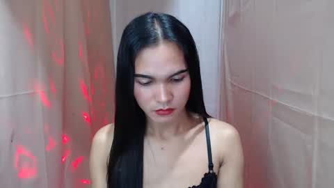 Snapshot of pinaysweatwetlover69 chatting on 09.28.25 celistina Crwford online show from 09.28.25
