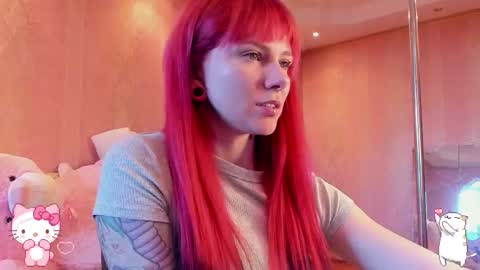 Snapshot of pink_ss chatting on 09.26.25 Saly online show from 09.26.25