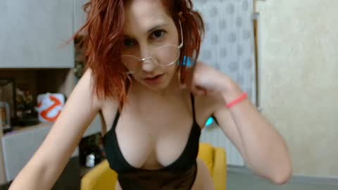 Snapshot of pinkandy chatting on 11.07.25 PinKandy online show from 11.07.25