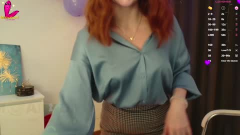 Snapshot of pinkperlita chatting on 12.15.24 Perlita online show from 12.15.24