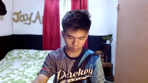 Snapshot of pinoymonstercock_xx chatting on 02.04.25 WIN WIN JAY AR online show from 02.04.25