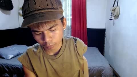 Snapshot of pinoymonstercock_xx chatting on 02.20.25 WIN WIN JAY AR online show from 02.20.25