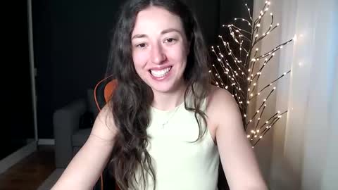 piscesgirl06 online show from 12.23.24