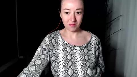 piscesgirl06 online show from 10.06.25