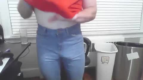 Snapshot of pkworashipper chatting on 10.05.25 NaturalShh online show from 10.05.25