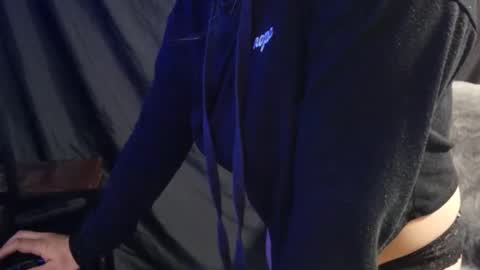 Playfulpixiee online show from 12.15.24