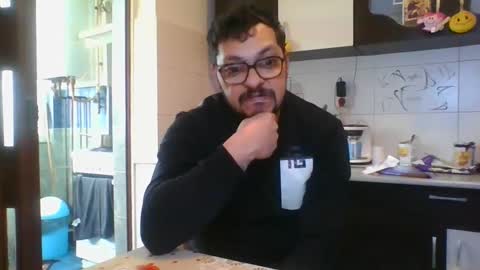 Snapshot of pleas3s_sweet chatting on 02.08.25 pleas3s_sweet online show from 02.08.25