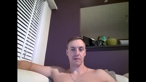 Snapshot of ploki2000 chatting on 12.07.24 Kevin online show from 12.07.24