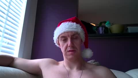 Snapshot of ploki2000 chatting on 12.25.24 Kevin online show from 12.25.24