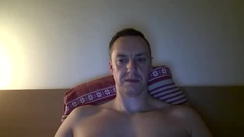 Snapshot of ploki2000 chatting on 01.02.25 Kevin online show from 01.02.25