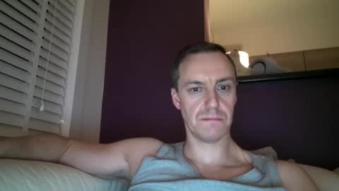 Snapshot of ploki2000 chatting on 02.09.25 Kevin online show from 02.09.25