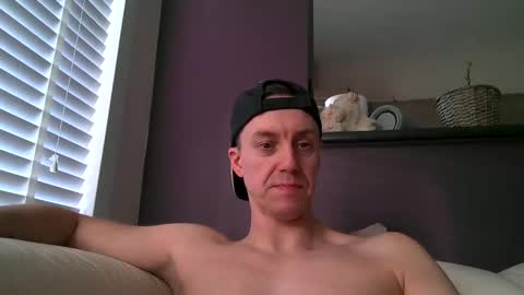 Snapshot of ploki2000 chatting on 03.02.25 Kevin online show from 03.02.25