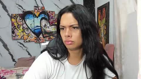 Snapshot of pocahontas_98113116 chatting on 01.06.25 lesly pagina azul pocahontas982 online show from 01.06.25