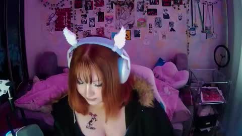 Snapshot of poeme_soul chatting on 11.19.25 poeme_soul online show from 11.19.25