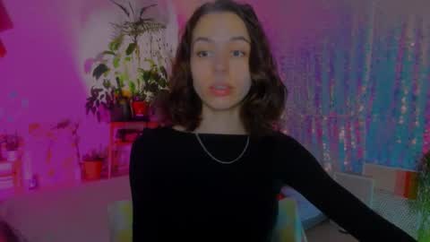 Snapshot of poli__ chatting on 12.25.24 Martha online show from 12.25.24