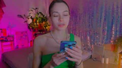 Snapshot of poli__ chatting on 02.16.25 Martha online show from 02.16.25