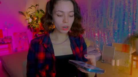 Snapshot of poli__ chatting on 02.25.25 Martha online show from 02.25.25