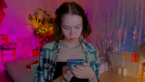 Snapshot of poli__ chatting on 03.04.25 Martha online show from 03.04.25