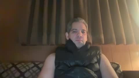 Snapshot of ponchynyc chatting on 02.08.25 PONCH online show from 02.08.25