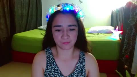 Snapshot of porcelainlux chatting on 12.27.24 porcelainlux online show from 12.27.24