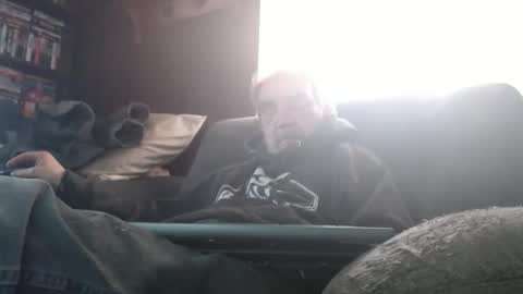 Snapshot of porkingit400 chatting on 02.15.25 porkingit400 online show from 02.15.25