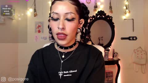 Snapshot of posigore chatting on 12.09.24 Anna Goth independient model online show from 12.09.24
