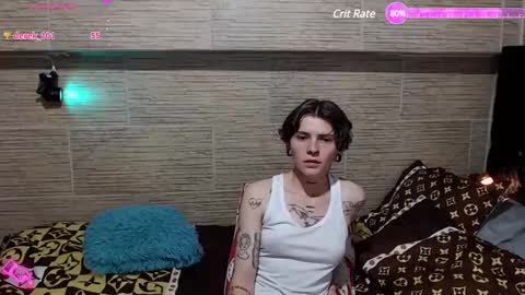 Snapshot of pretty_cristal22 chatting on 03.10.25 pretty_cristal22 online show from 03.10.25