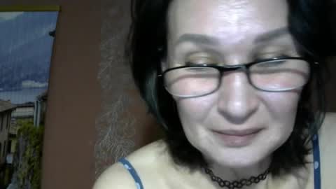 Snapshot of prettyandwild chatting on 09.29.25 Samantha online show from 09.29.25