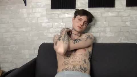 pretty boy online show from 01.12.25