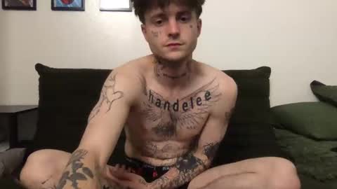 pretty boy online show from 10.15.25