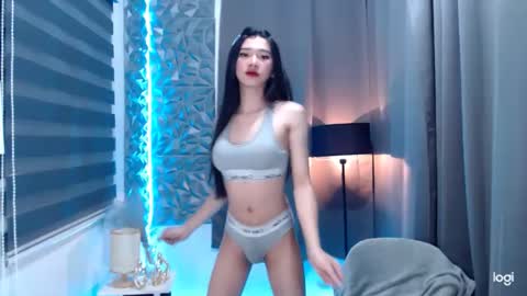 Snapshot of prettycumnotes69 chatting on 12.29.24 ASHLEY online show from 12.29.24