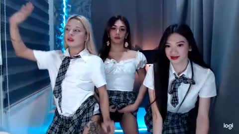 Snapshot of prettycumnotes69 chatting on 01.02.25 ASHLEY online show from 01.02.25