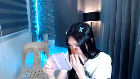 Snapshot of prettycumnotes69 chatting on 01.16.25 ASHLEY online show from 01.16.25