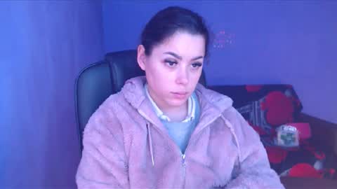 prettyjulliette online show from 01.14.25