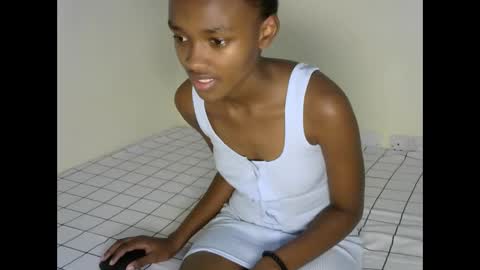 Snapshot of prettyquiny254 chatting on 09.27.25 prettyquiny254 online show from 09.27.25