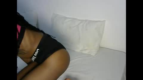 Snapshot of prettyquiny254 chatting on 10.18.25 prettyquiny254 online show from 10.18.25