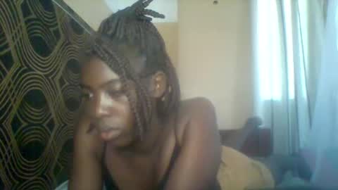 prettyzuzu online show from 09.29.25