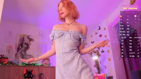 Snapshot of princesscircus chatting on 09.10.25 Janis online show from 09.10.25