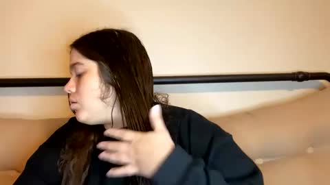 princessviccxo online show from 01.13.25