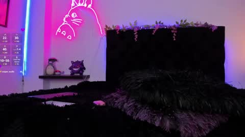 Snapshot of princessryuuko chatting on 02.05.25 ryuu online show from 02.05.25