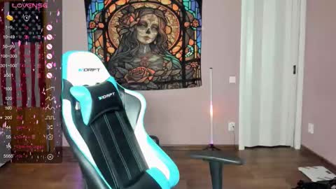 Snapshot of project_hisoka44 chatting on 10.28.25 Di online show from 10.28.25