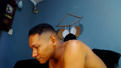 Grande y Gruesa online show from 02.14.25