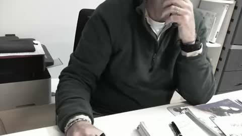 mature hairy guy online show from 11.11.25