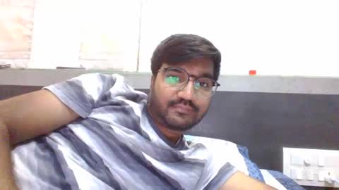 Snapshot of ptl1711 chatting on 12.03.24 ptl1711 online show from 12.03.24